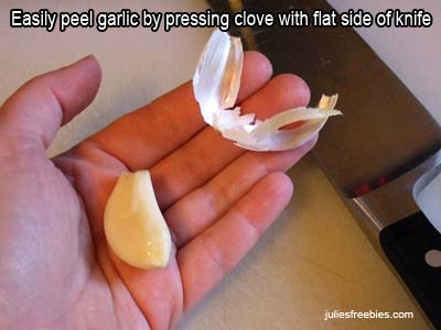 easily-peel-garlic