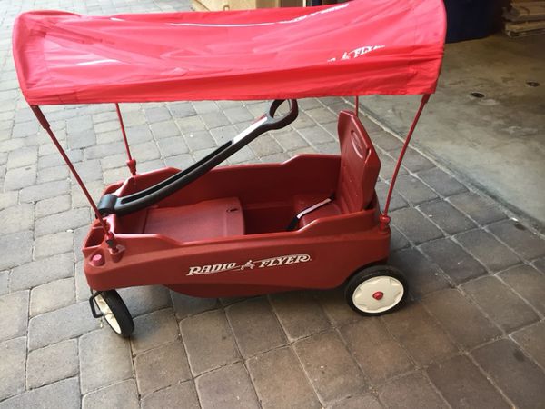 Win A Radio Flyer Ultimate Comfort Wagon Julie S Freebies