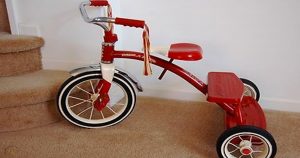 radio flyer classic red dual deck tricycle