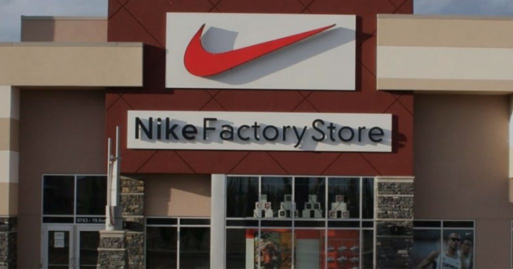 NIKE OUTLET STORE- Now online \u0026 with so 